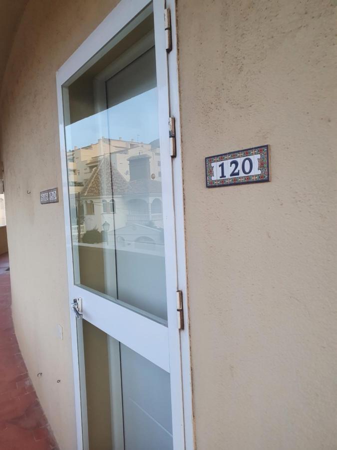 Modern, Cozy Studio N:O 120 Fuengirola Luaran gambar